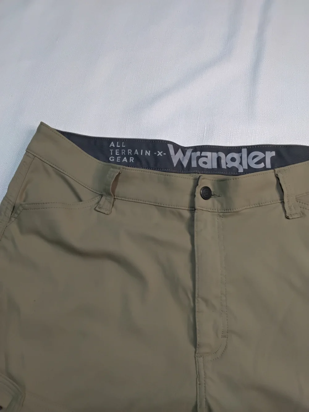 Wrangler pocket loops pockets